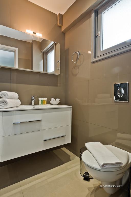 Nereus Luxurious Suites Karpathos Town  Exterior photo