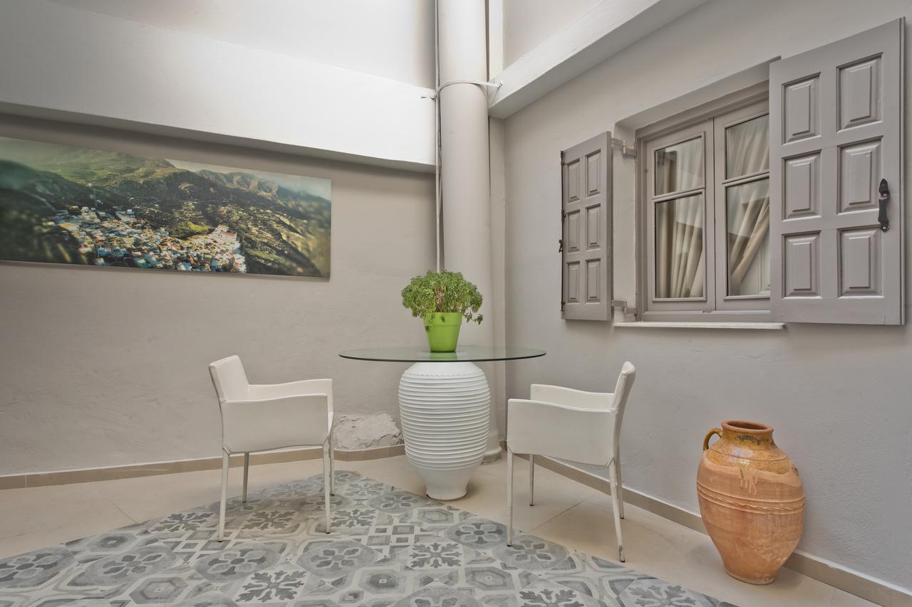 Nereus Luxurious Suites Karpathos Town  Exterior photo